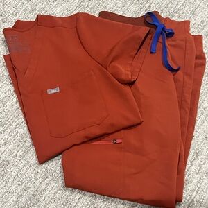 Figs scrub set in Auburn, worn only a handful of times